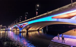 Bridge lighting design using linear LED fixtures to highlight bridge outlines and architectural structure
