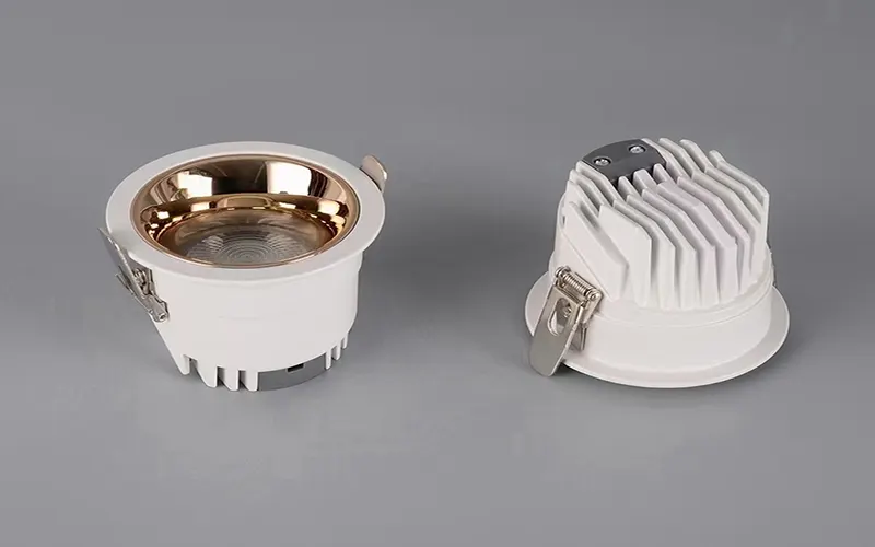 Anti-glare LED light fixture with low glare design for comfortable illumination