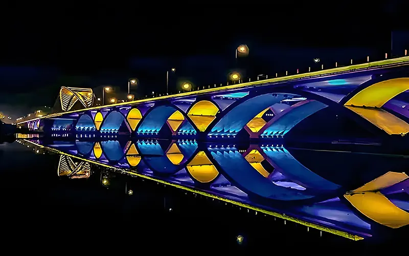 Bridge structure lighting design with LED lights